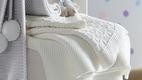 Lilya - Beyaz Bebek Battaniyesi, 70x100 cm